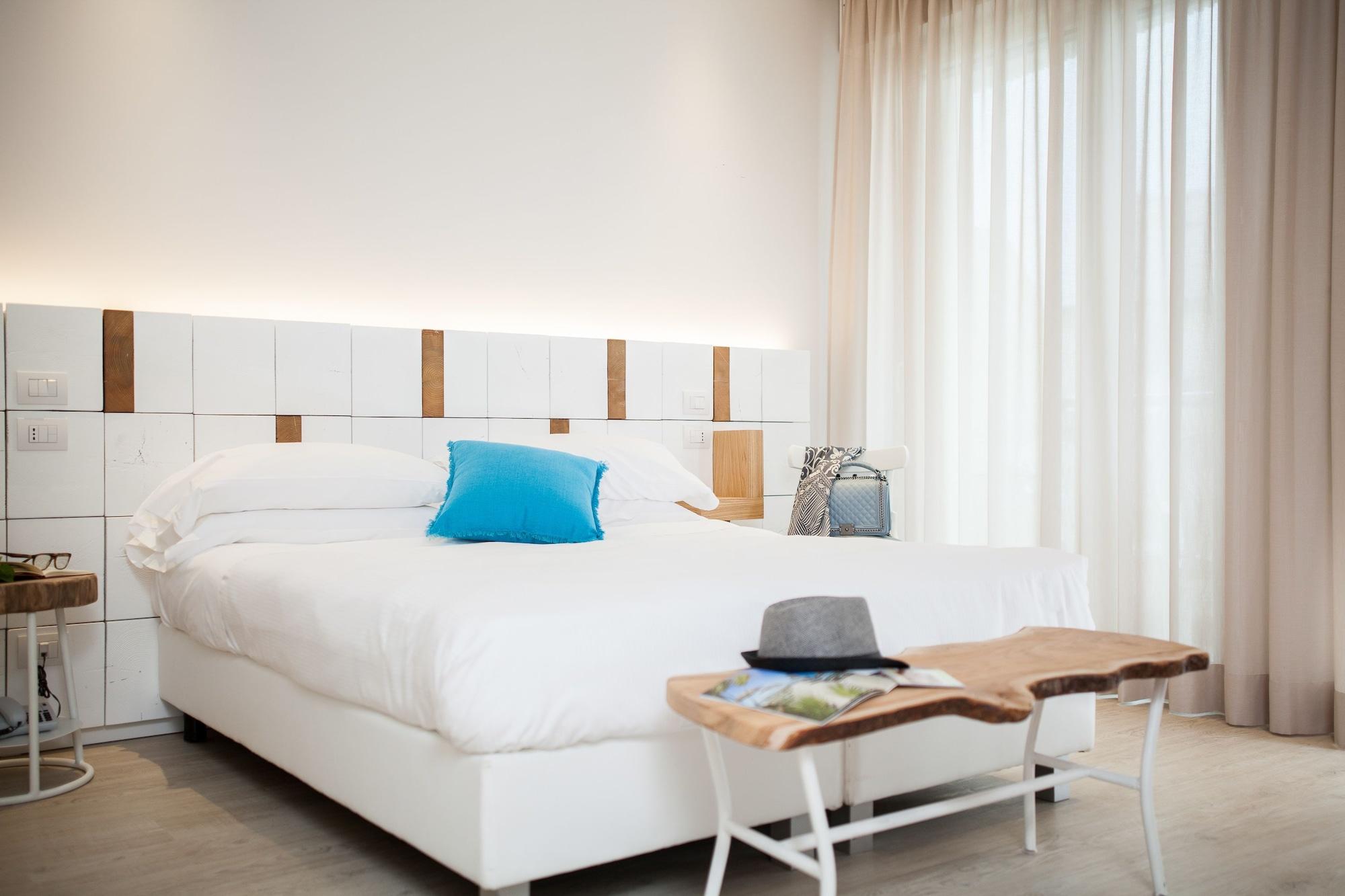 Hotel Solemare Милано Мартима Екстериор снимка