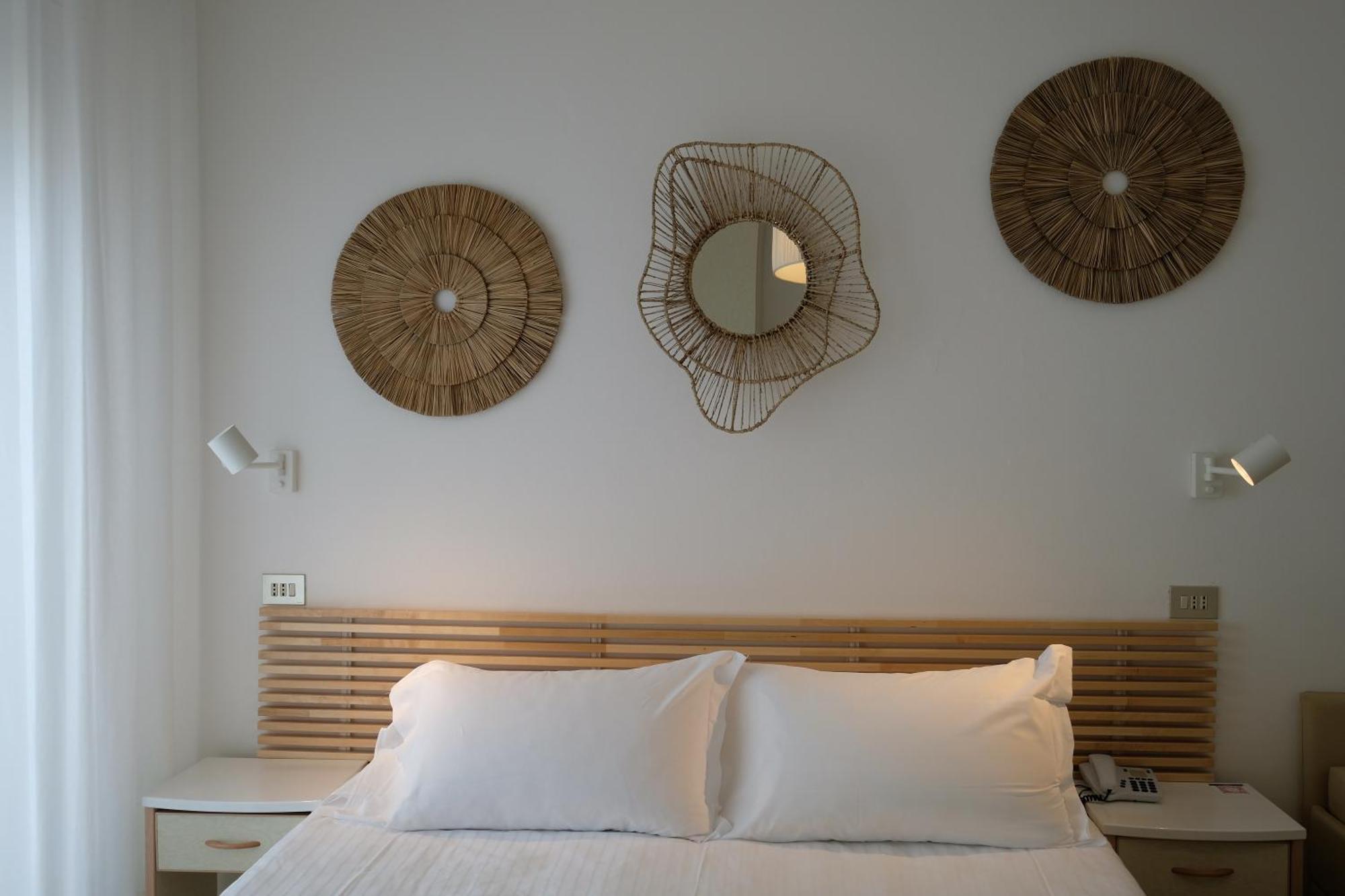 Hotel Solemare Милано Мартима Екстериор снимка